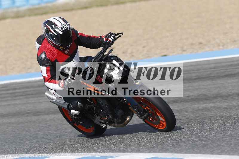 /01 24.-27.01.2025 Moto Center Thun Jerez/gruen-green/131